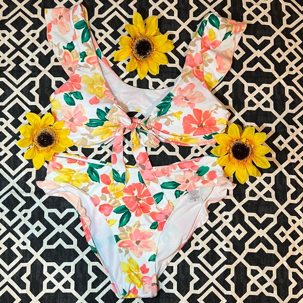 Floral Bikini Set - Picture 2 of 7